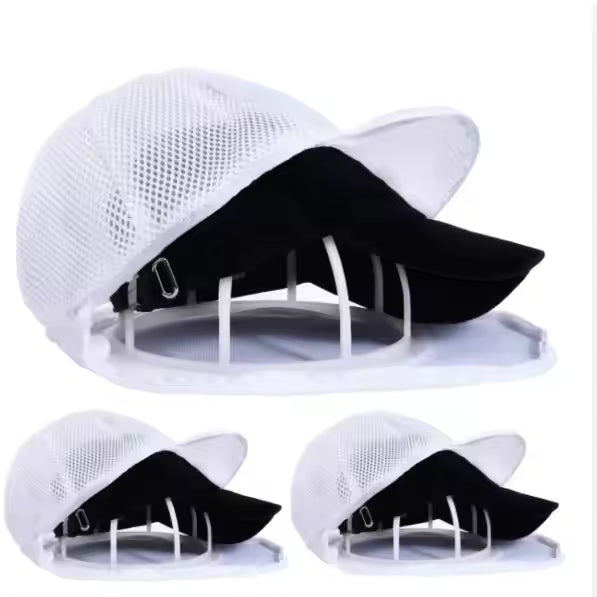 Baseballcap Wash Bag